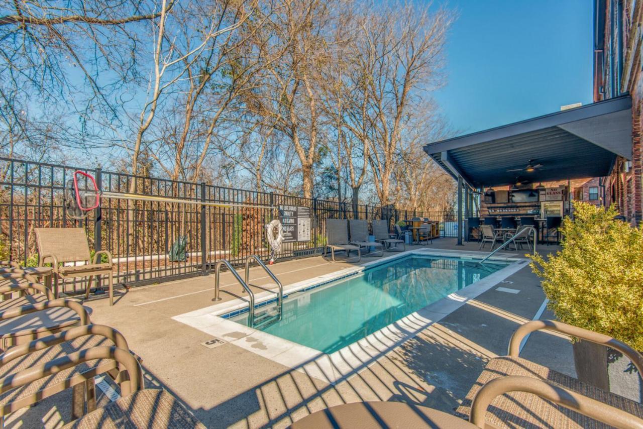 Villa One-Of-A-Kind! Roll Up Garage Door-Pool, Speakeasy Nashville Exterior foto