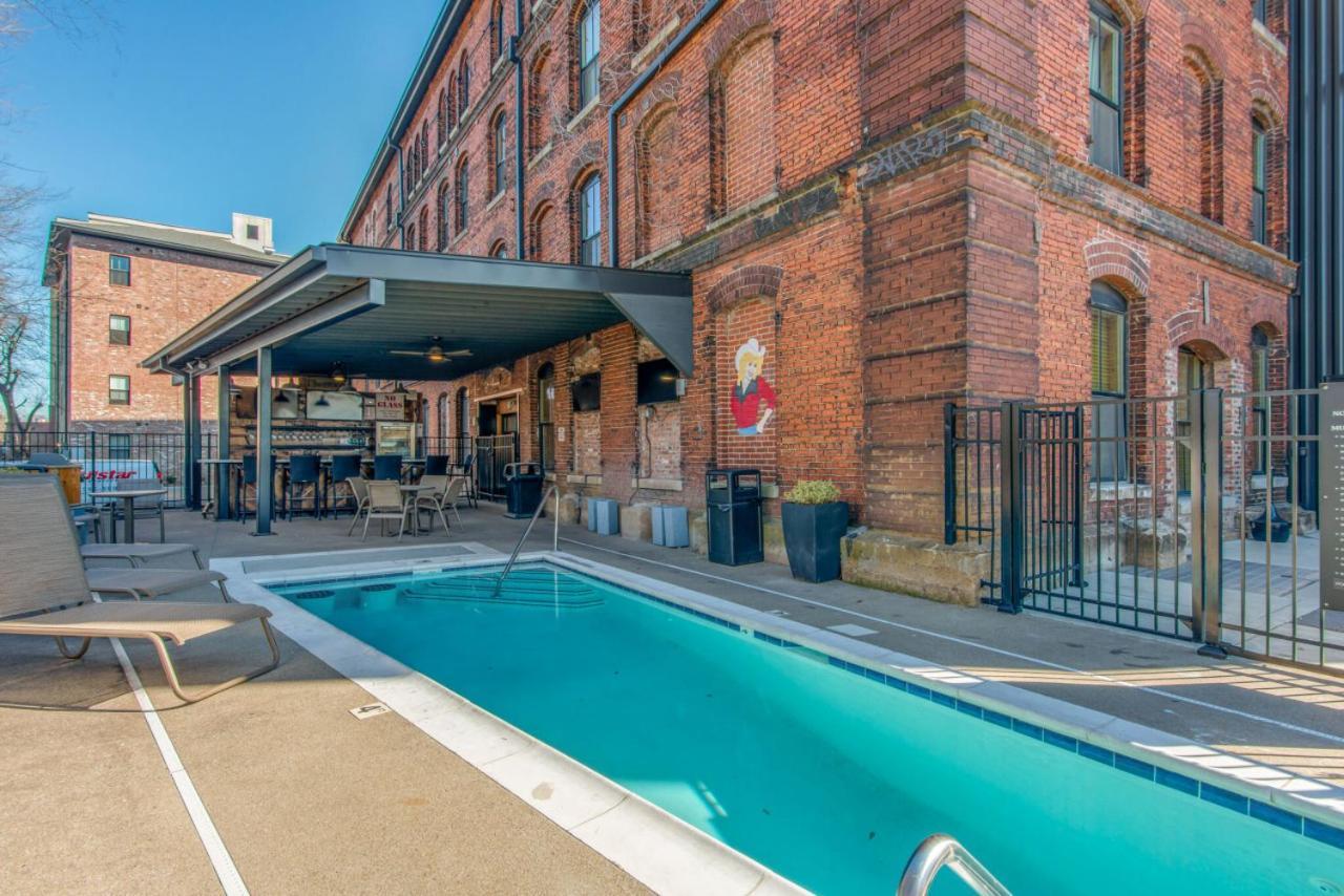 Villa One-Of-A-Kind! Roll Up Garage Door-Pool, Speakeasy Nashville Exterior foto